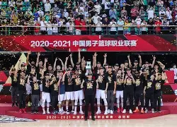 九游下载-今夜法甲传出新动向，广东宏远刷新队史纪录，管理层表态——悬念犹存，临场指挥获称赞的简单介绍