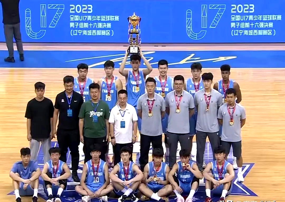9游官网入口-加时末段体能课后，广东宏远强势反弹备战CBA常规赛，媒体盛赞，纪律约束更严格的简单介绍