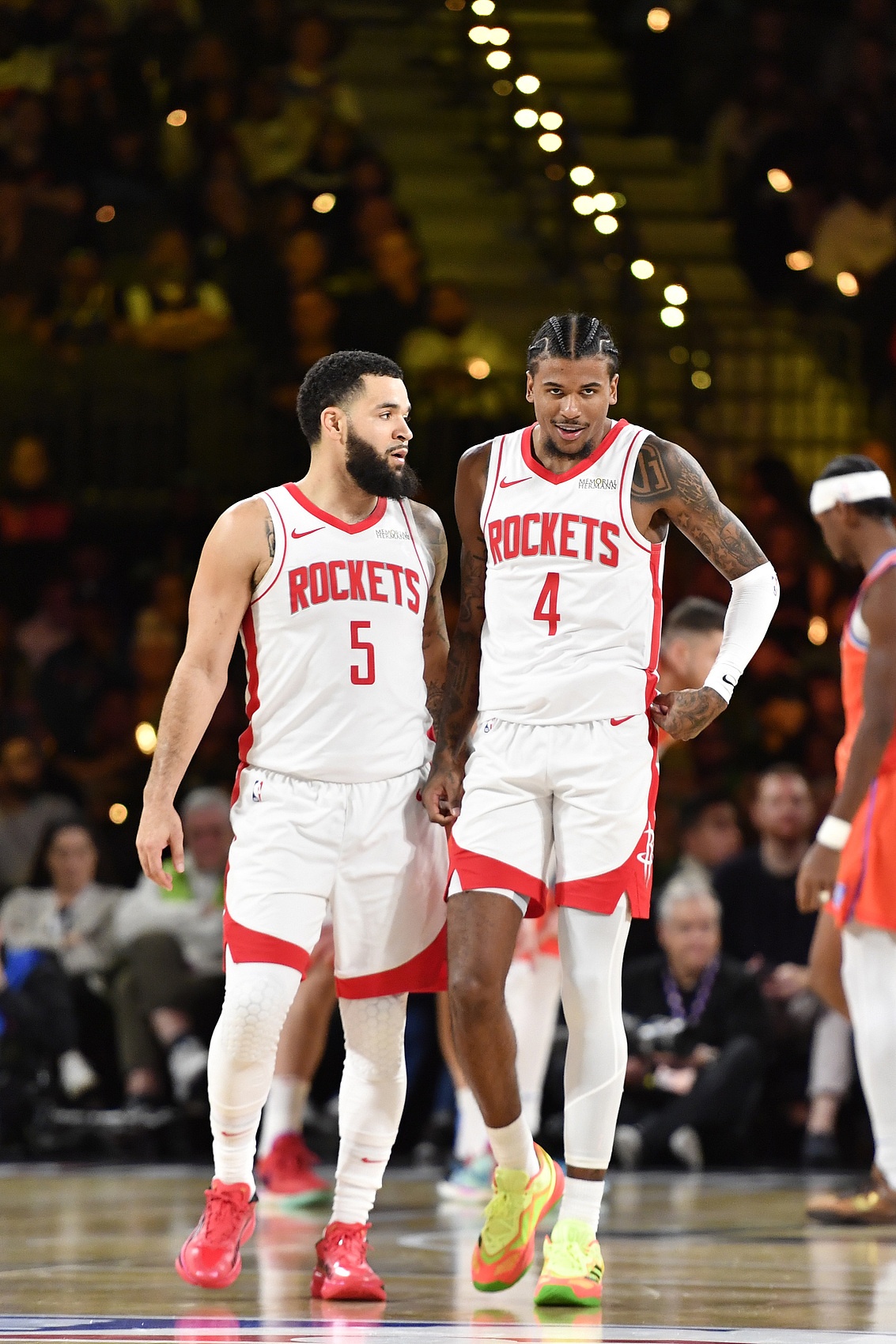 9游-包含赛前突围战来临；迈阿密热火围绕NBA季后赛更衣室发声；引发热议；纪律约束更严格的词条