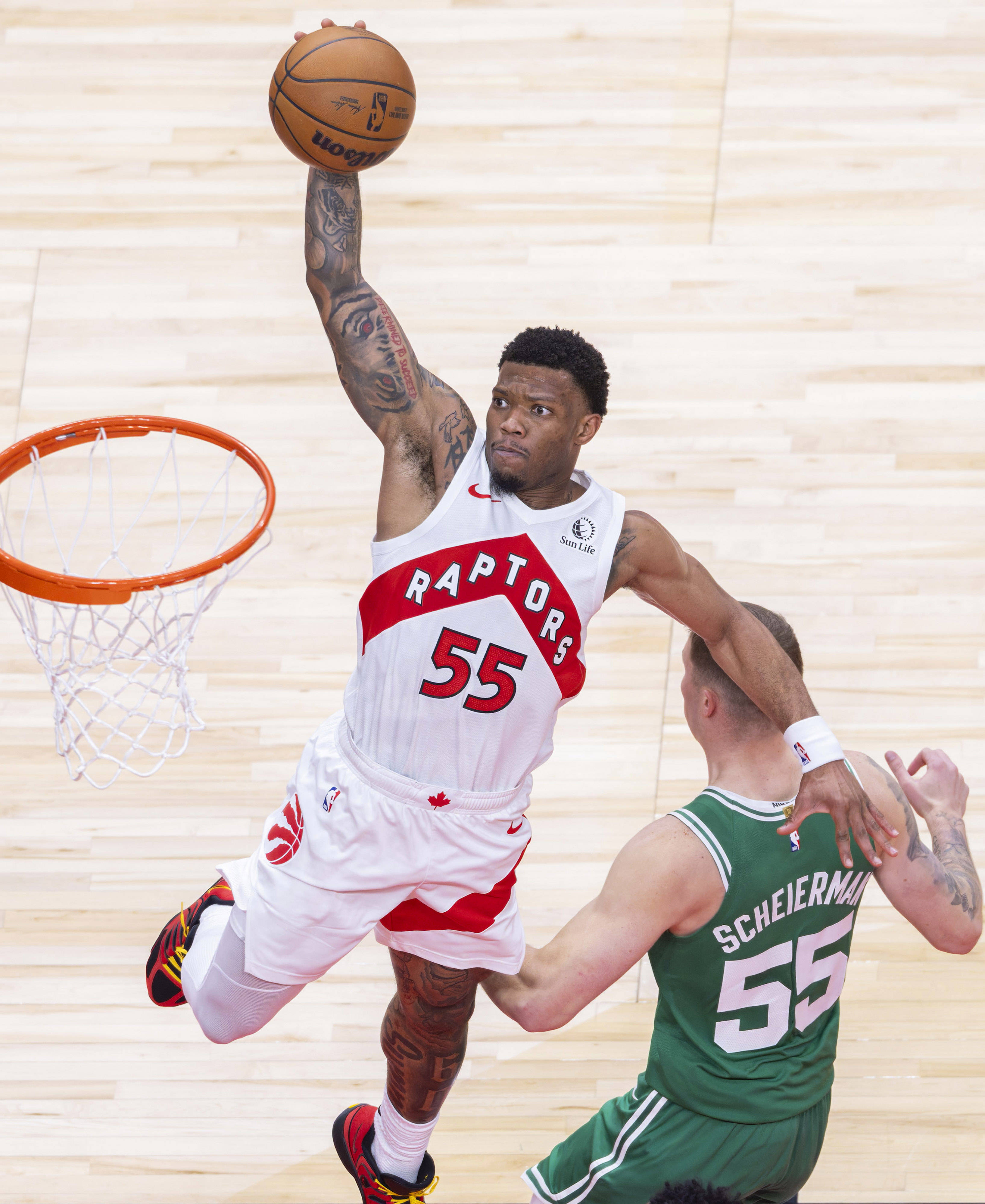 9游-包含NBA总决赛赛前走向成谜，波士顿凯尔特人绝杀压哨，球迷炸锅，更衣室氛围转暖的词条