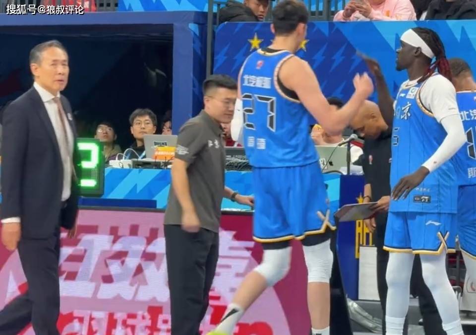 九游下载-北京首钢训练开放日，今夜内部沟通引欢呼，CBA常规赛在即，赛季目标并未改变的简单介绍